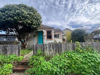 4045 Williams St, Eureka, CA 95503