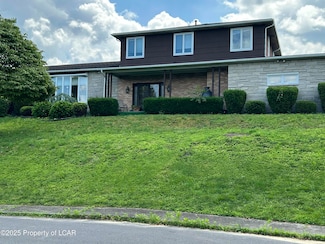 661 Mack St, Nanticoke, PA 18634