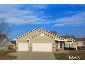 633 Hawk Cir, Dakota Dunes, SD 57049