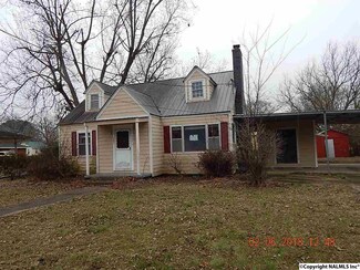 307 W Charlotte Ave, Scottsboro, AL 35768