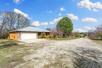 7959 Heritage Heights Rd, Seligman, MO 65745