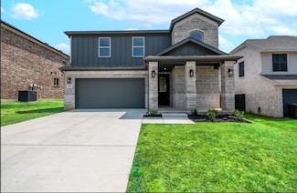 103 Brooks Dr, Terrell, TX 75160