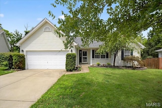1096 Treeshade Dr, Saint Peters, MO 63376