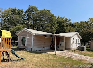 9381 E 323rd St S, Porum, OK 74455