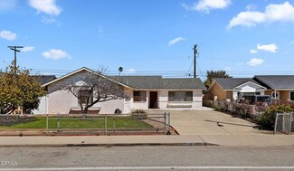 4610 S J St, Oxnard, CA 93033