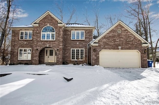 115 Blue Heron Ct, East Amherst, NY 14051