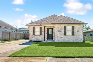4100 Najolia St, Meraux, LA 70075