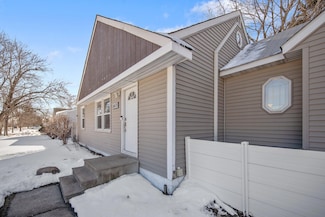 2430 Long Lake Rd, New Brighton, MN 55112