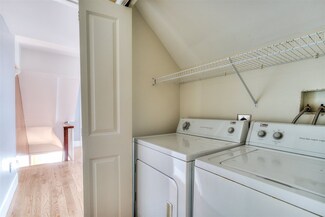385 Islington St Unit 3, Portsmouth, NH 03801