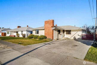 838 S Fairbanks Dr, Moses Lake, WA 98837