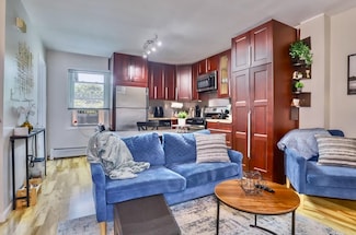 397 1st St Unit 3, Jersey City, NJ 07302