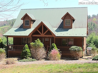 197 Greenview Dr, Jefferson, NC 28640
