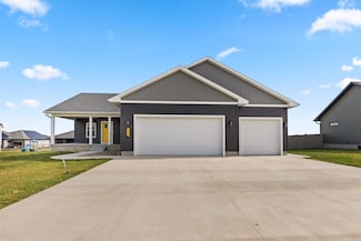 205 Pirate St, Hudson, IA 50643