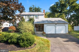 2 Hickory Ln, Cherry Hill, NJ 08003