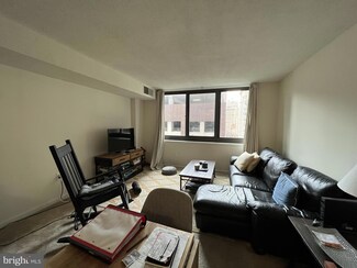 1420 Locust St Unit 8J, Philadelphia, PA 19102