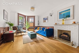 38 7th Ave Unit 1, Brooklyn, NY 11217