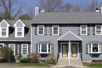 23 Shoal Creek Rd, Hudson, NH 03051