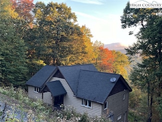 2472 Junaluska Rd, Boone, NC 28607