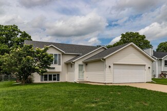 804 1st Ave SE, Pine Island, MN 55963