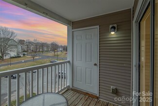1036 Plaza Walk Dr Unit 1036, Charlotte, NC 28215