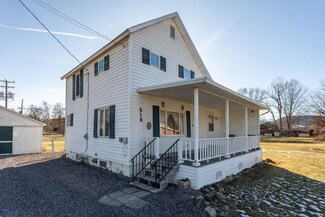 210 W Railroad Ave, Knoxville, PA 16928