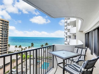4005 Gulf Shore Blvd N Unit 800, Naples, FL 34103