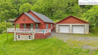 5691 N Carolina 194, Warrensville, NC 28693