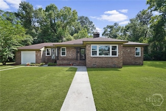733 E Derenne Ave, Savannah, GA 31405