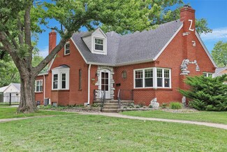 1701 Lindenthal Ave, Highland, IL 62249
