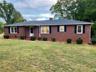100 Gray Dr, Anderson, SC 29626