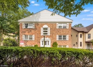 48-50 Elm St, Morristown, NJ 07960