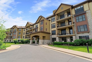 1320 Riverside Ln Unit 112, Saint Paul, MN 55118