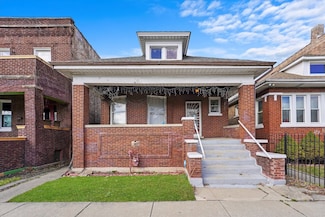 5950 S Artesian Ave, Chicago, IL 60629