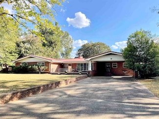 1000 E 3rd St, Tuscumbia, AL 35674