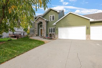 20775 Independence Ct, Lakeville, MN 55044