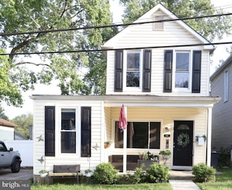 121 3rd Ave, Lansdowne, MD 21227