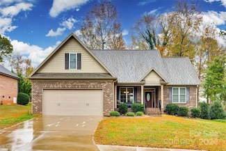 1326 Moonshadow Ln, Shelby, NC 28150