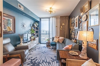 3040 Peachtree Rd NW Unit 1013, Atlanta, GA 30305
