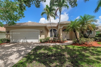 3843 Oak Ridge Cir, Weston, FL 33331