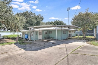 195 Carmel Dr, Sandia, TX 78383