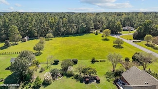 123 Anchorage Dr, Havelock, NC 28532