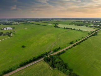 Bugtussle Ln, West, TX 76691