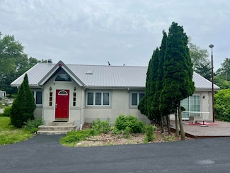6270 E Donald Rd, Knox, IN 46534