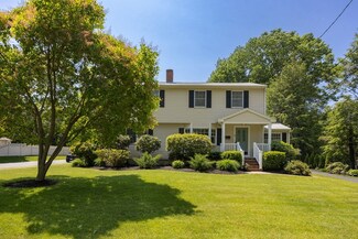 64 Reed St, Lexington, MA 02421