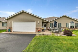 1316 Scout Dr, Sartell, MN 56377