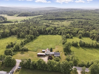 640 Lower St, Turner, ME 04282
