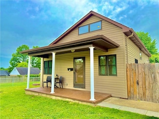 543 N Main St, Masontown, PA 15461