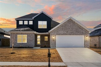 1111 Whistler St, Centerton, AR 72719