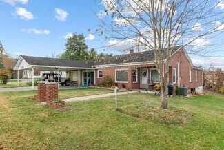 1595 Gallimore St, Christiansburg, VA 24073