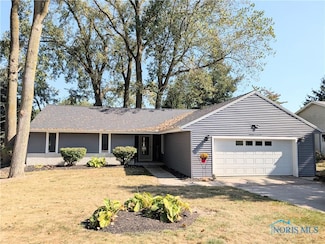 1338 N Park Ln, Wauseon, OH 43567